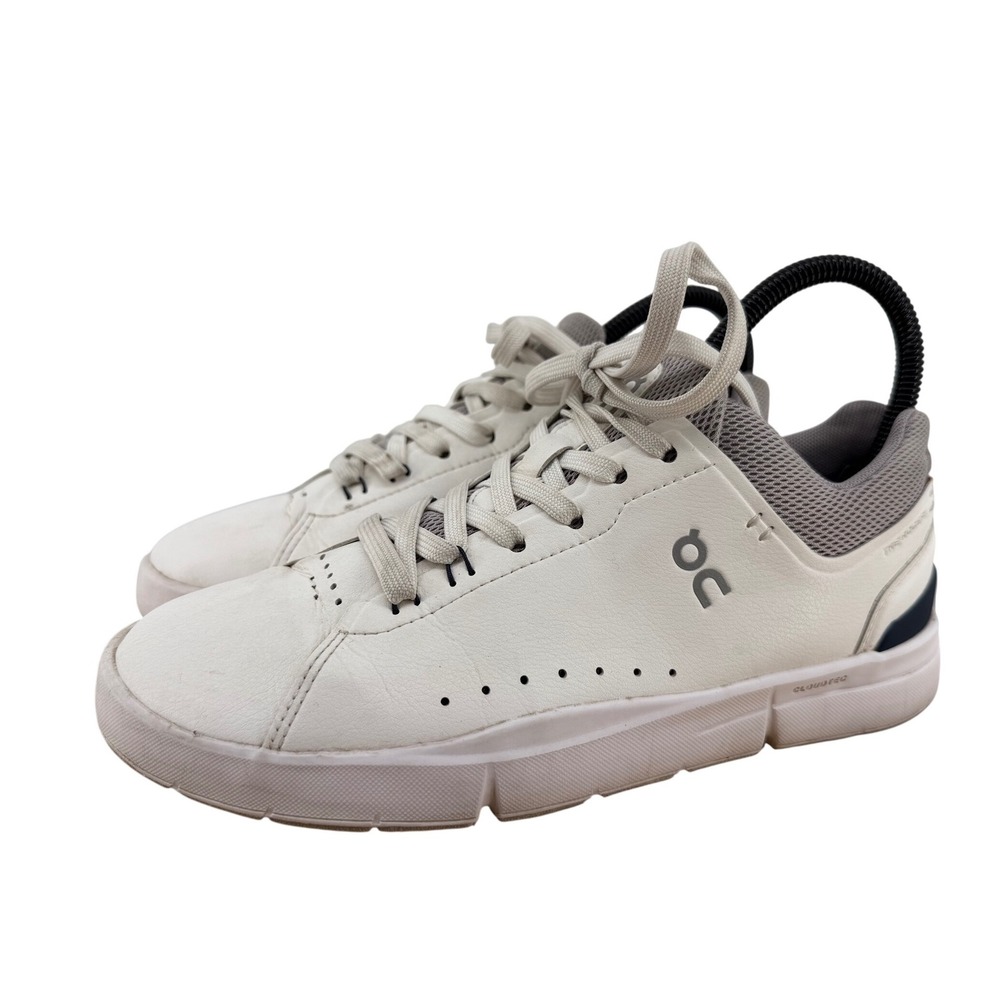 On Running The Roger Advantage Womens 7 White Grey Tennis Sneakers 48.98965